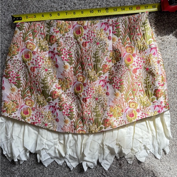 Floral Embroidered Mini Skirt - Picture 5 of 6